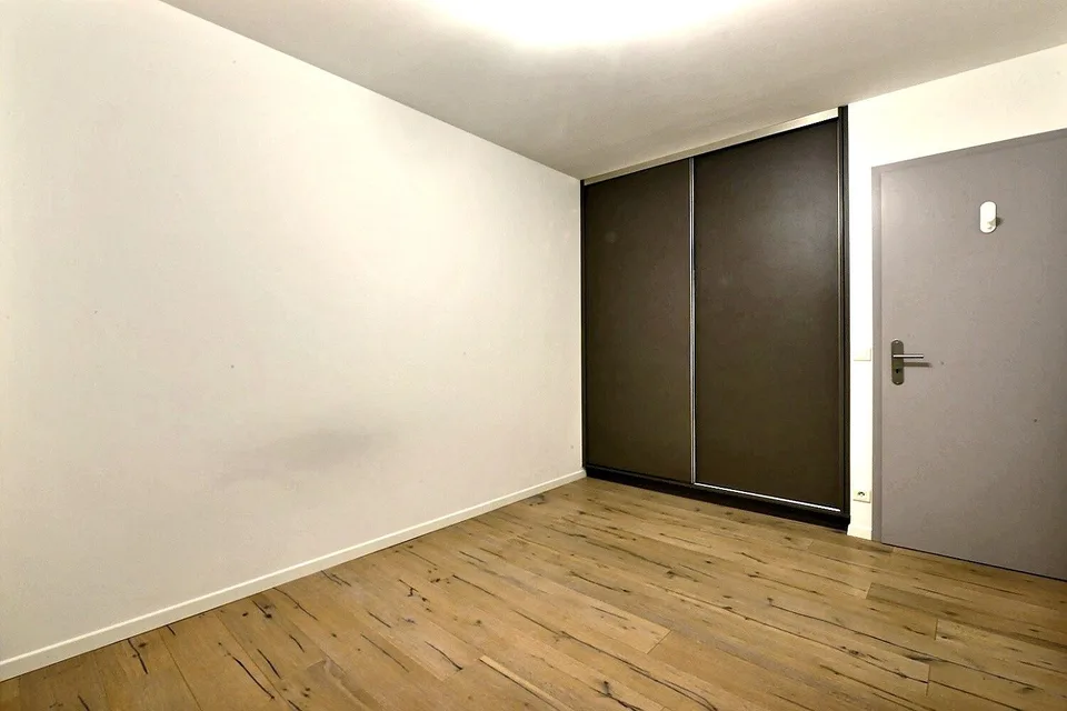 Buschwiller – Helles Dachgeschoß-Apartment mit Terrasse, ohne Einblick, grüne Umgebung – Foto 11 von 22