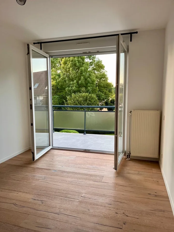 Buschwiller – Helles Dachgeschoß-Apartment mit Terrasse, ohne Einblick, grüne Umgebung – Foto 4 von 22