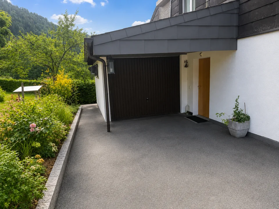 Charming single-family house with studio and breathtaking lake view – living above Lake Thun – photo 11 of 13