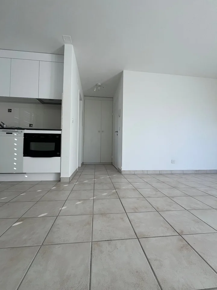 Habitation moderne dans un appartement fraîchement rénové – photo 5 sur 5