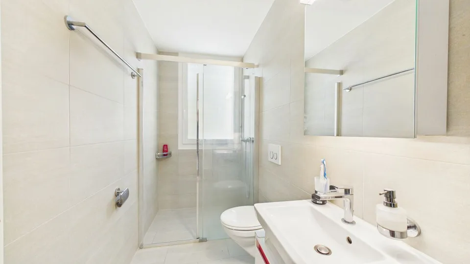 Appartement de jardin attractif de 3,5 pièces dans le quartier populaire de Näniker – photo 10 sur 13