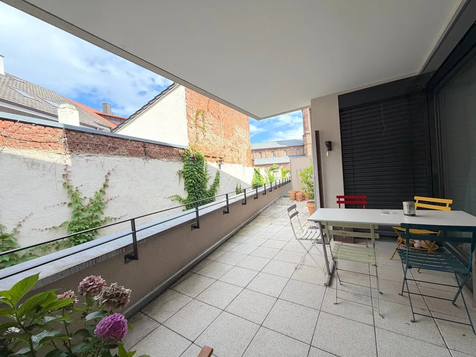 Appartamento in proprietà di 3,5 vani attraente nella migliore posizione centrale, KFW 55, con terrazza, ascensore e garage – foto 4 di 14