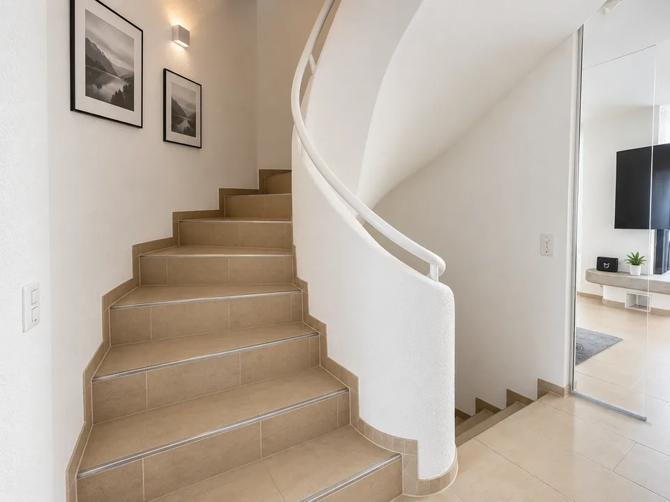 Casa unifamiliare a sé stante di 6,5 locali a Oberwil BL con grande giardino – foto 4 di 17