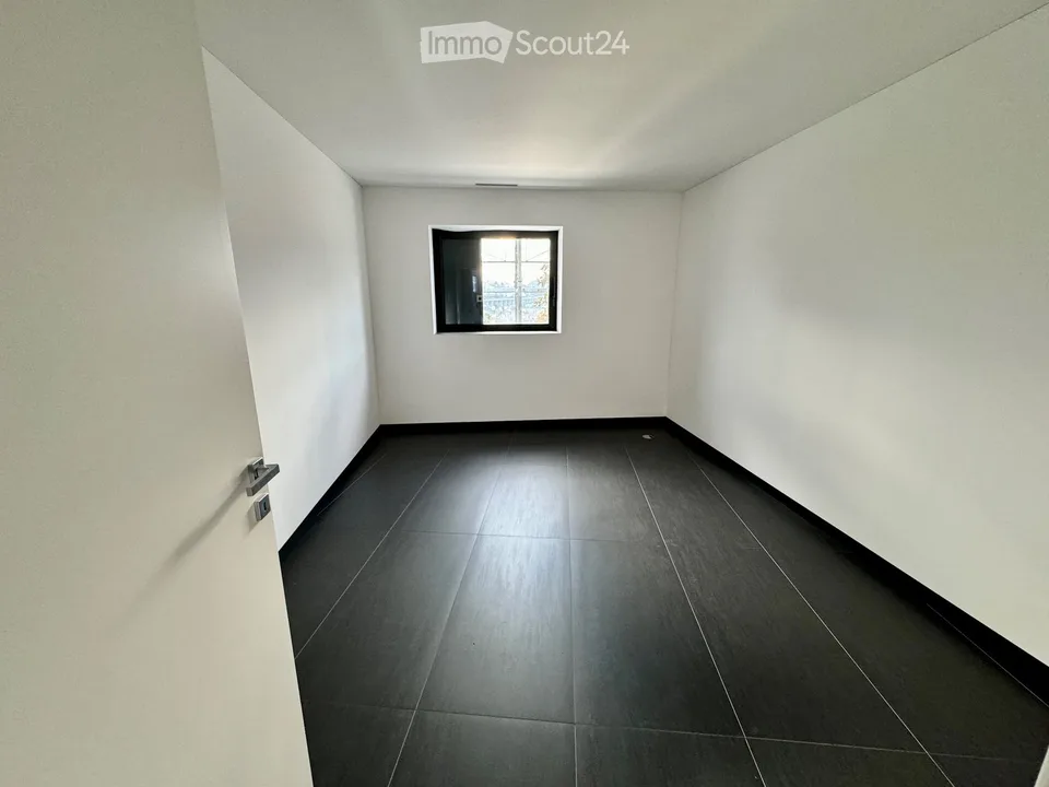VACALLO: SPLENDIDO APPARTAMENTO CON RIFINITURE DI DESIGN