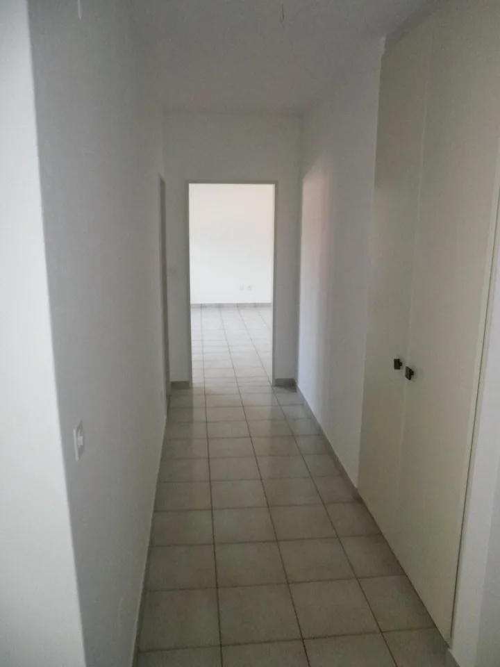Grand appartement 4 pièces avec balcon à Stabio