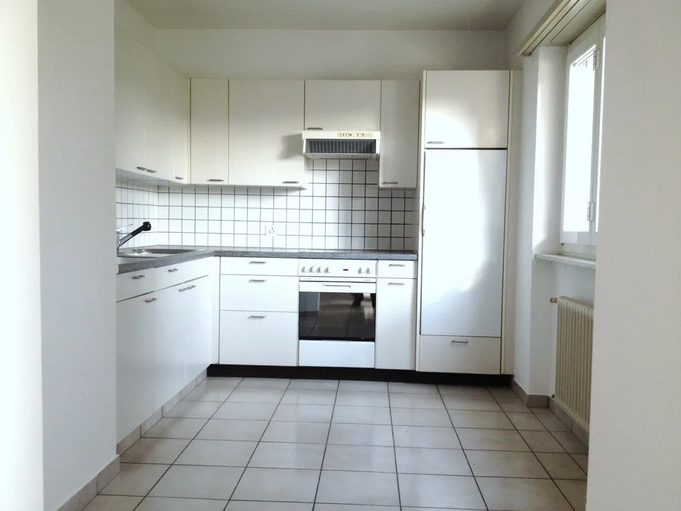 Grand appartement 4 pièces avec balcon à Stabio