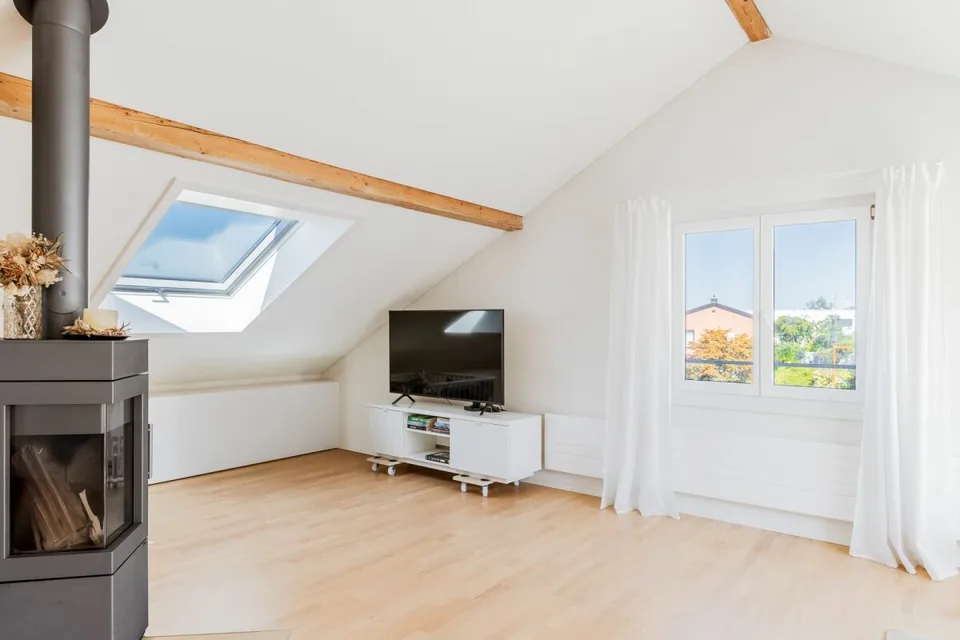 Proprietà polivalente con due unità residenziali di alta qualità e vista sul lago – foto 14 di 18