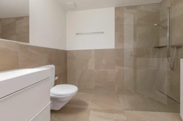 Charmantes 5.5-Zimmer-Doppeleinfamilienhaus in Lyss – Foto 13 von 28