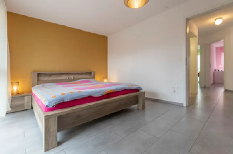 Charmantes 5.5-Zimmer-Doppeleinfamilienhaus in Lyss – Foto 14 von 28
