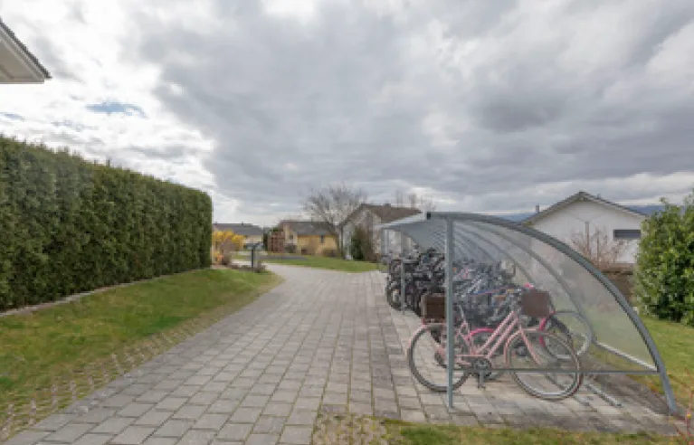 Charmantes 5.5-Zimmer-Doppeleinfamilienhaus in Lyss – Foto 27 von 28