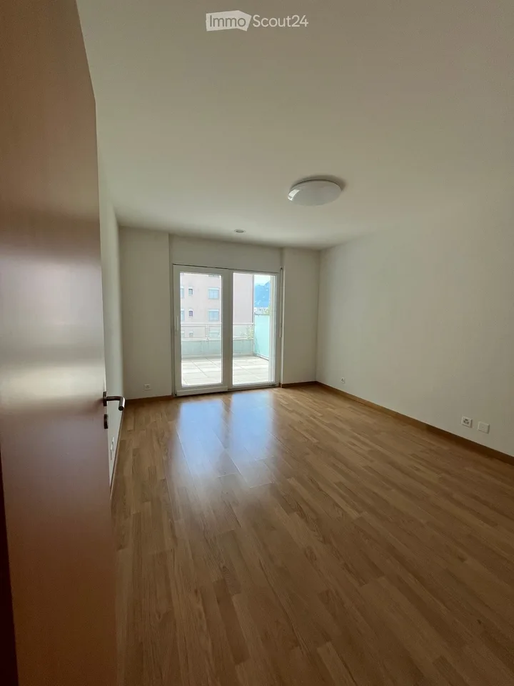 2,5 Zimmer mit großer Terrasse