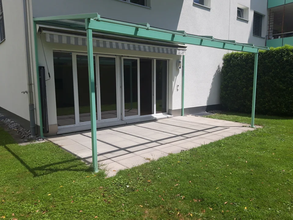 Spaziosa maisonette appartamento con giardino e due bagni