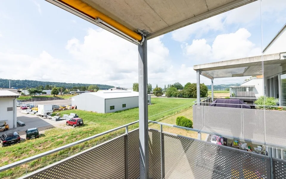 Modern living flair in a quiet environment sought?
