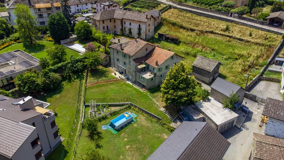 Interessante Investitionsmöglichkeit: Mietshaus mit 9 Einheiten – Foto 10 von 11