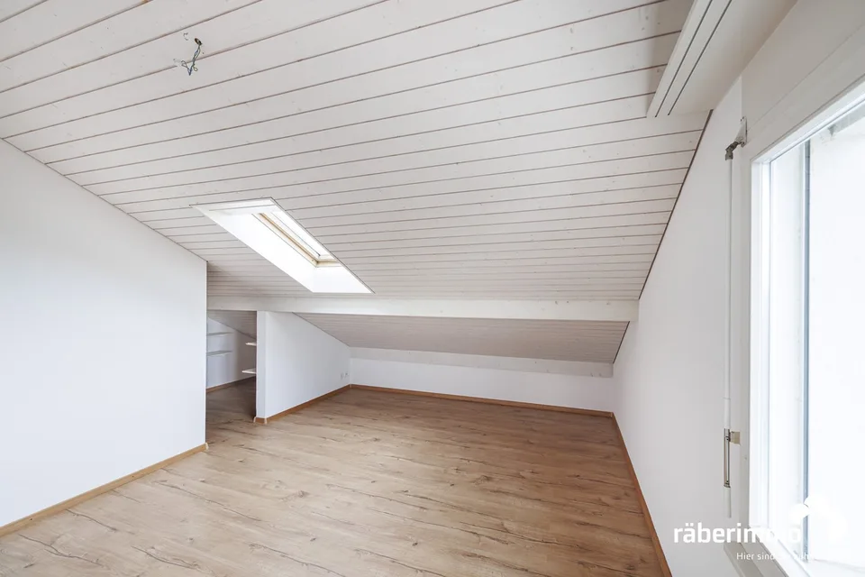 GROSSZÜGIGE MAISONETTE IM GRÜNEN WALD UND NATUR GANZ NAH – Foto 10 von 13