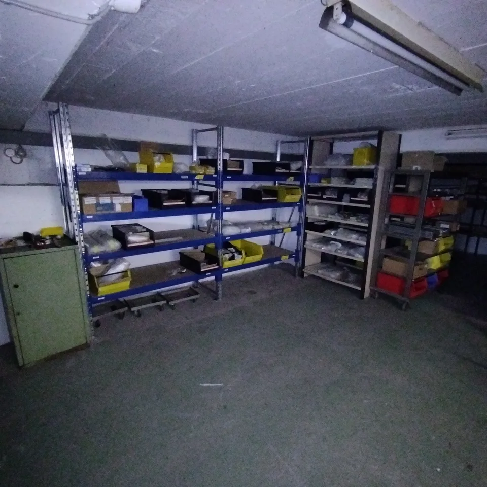 Lagerhallen zur Miete – Foto 10 von 19