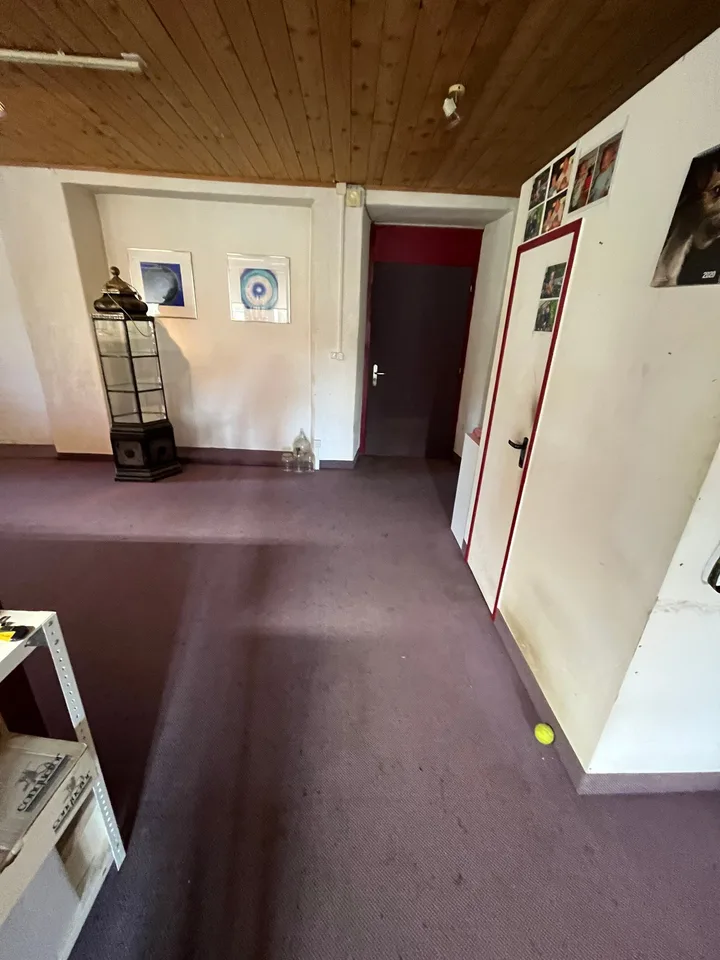 Historische Fabrikfläche mit Charakter – 250 m² Gewerberaum in Aeugstertal – Foto 6 von 13