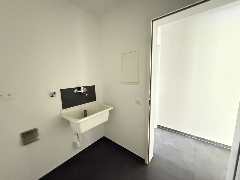 Wohnung mit 3.5 Zimmern, ausgestattet mit allen Annehmlichkeiten und privatem Garten! – Foto 9 von 11
