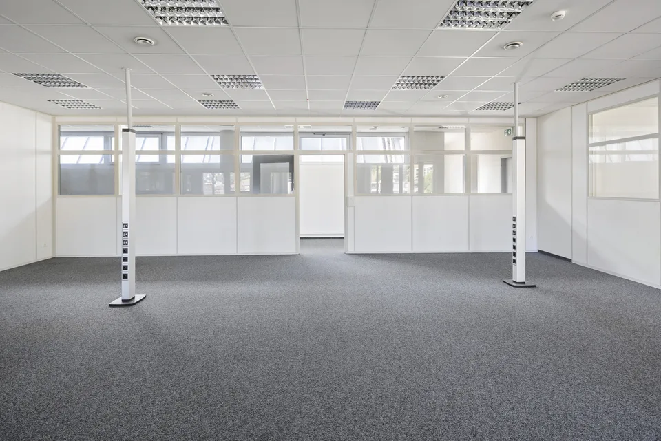 Werkstatt, Lager und Büro vereint unter einem Dach – Foto 11 von 13