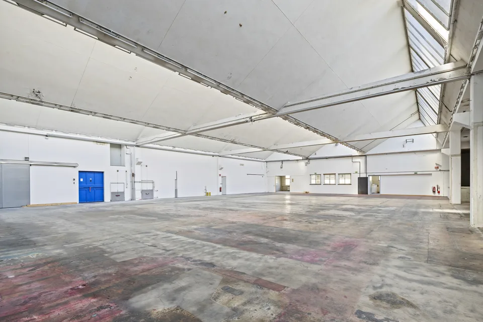 Produktion, Lager & Logistik sowie Büro über 18'500 m² – Foto 8 von 13
