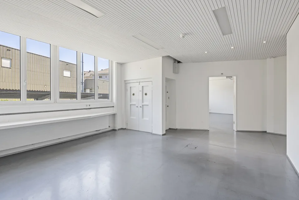 Produktion, Lager & Logistik sowie Büro über 18'500 m² – Foto 13 von 13