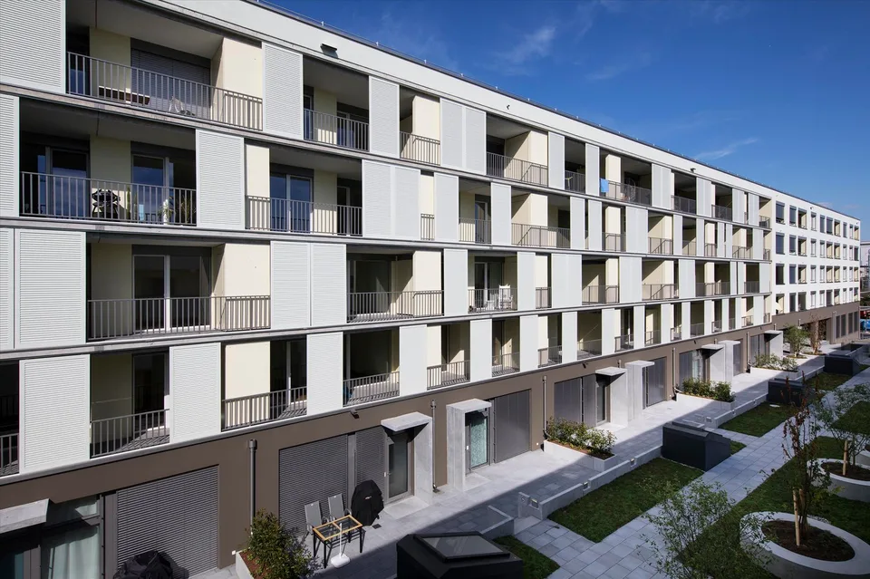 Modern living directly at the train station