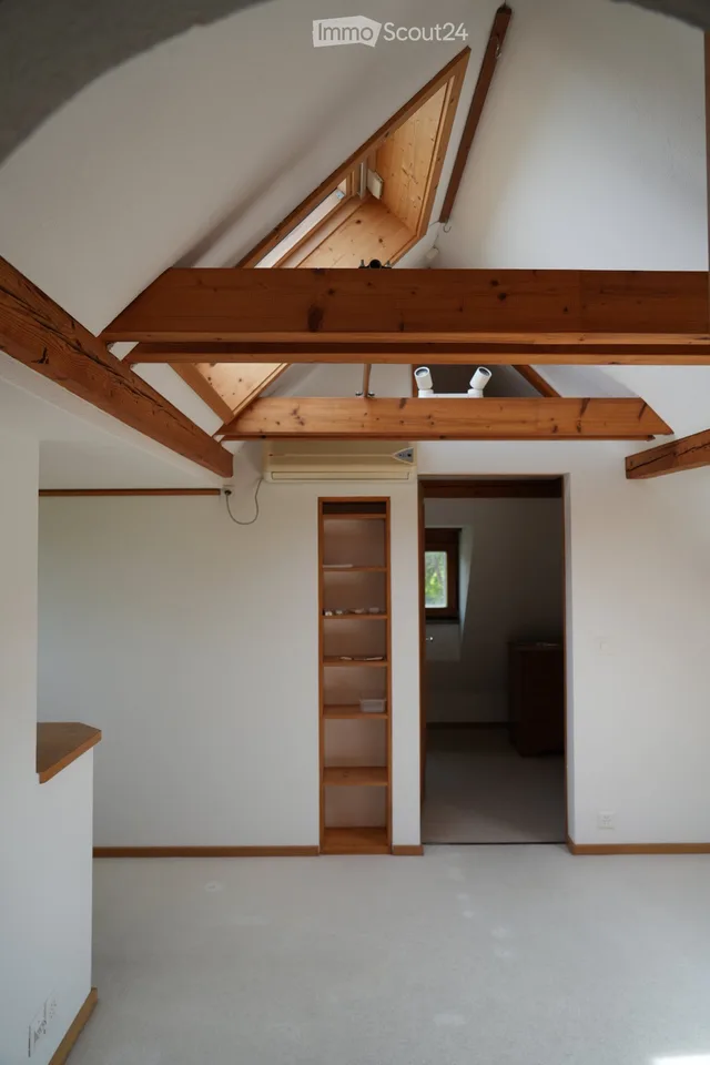 6½-Zimmer-Einfamilienhaus modern renoviert – Foto 3 von 5