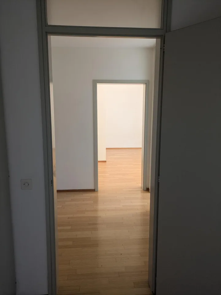 Miete helles 2.5-Zimmer-Wohnung in der Via Monte Carmen – Foto 4 von 8