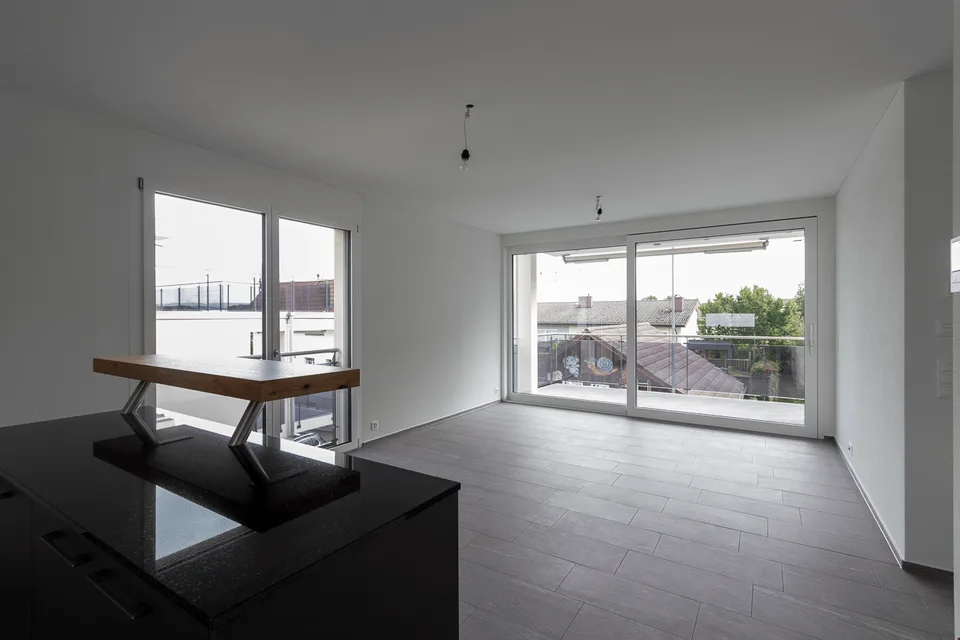 Appartamento moderno con standard elevati, vista sulle Alpi e balcone soleggiato a Boswil