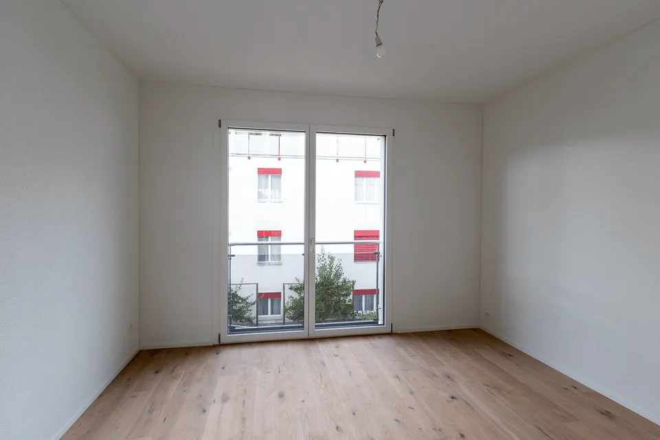 Appartamento moderno con standard elevati, vista sulle Alpi e balcone soleggiato a Boswil