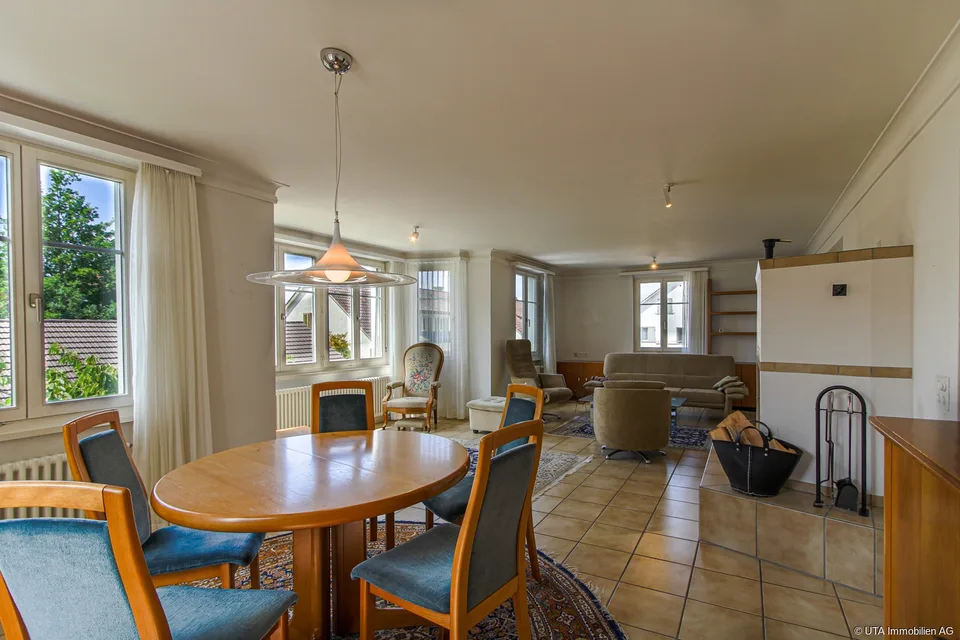 Maison à deux familles dans un emplacement central avec un potentiel de rénovation attrayant – photo 6 sur 13