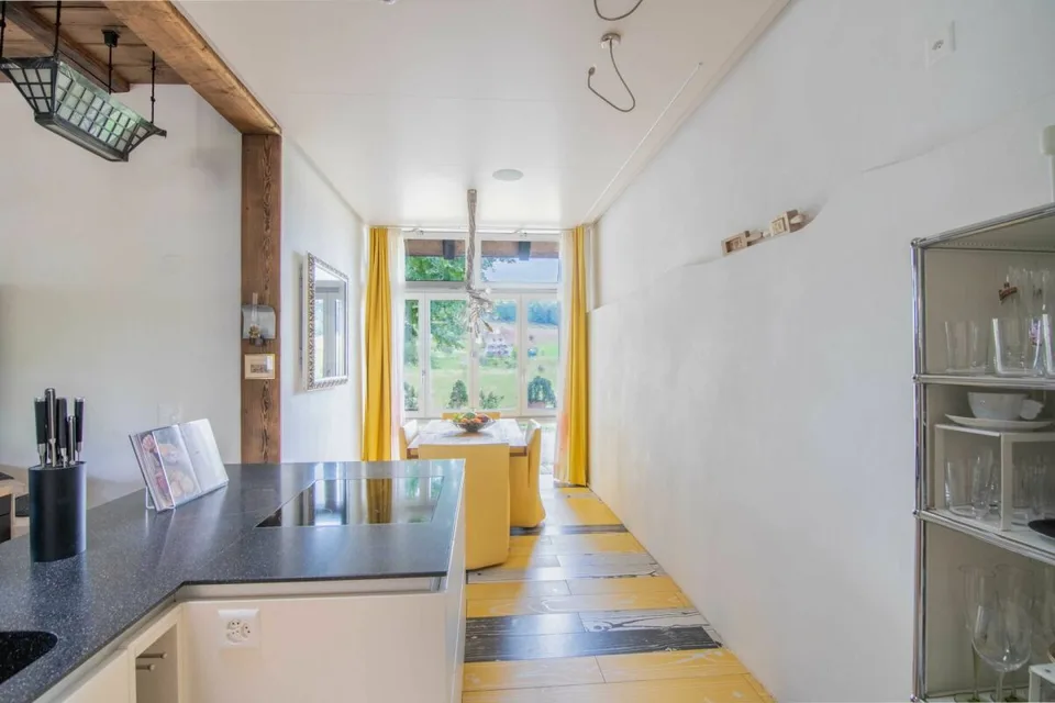 Casa Tauner con sostanza bioedilizia e paradiso giardino – foto 4 di 15