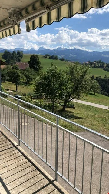 Appartement lumineux avec grand balcon et vue imprenable