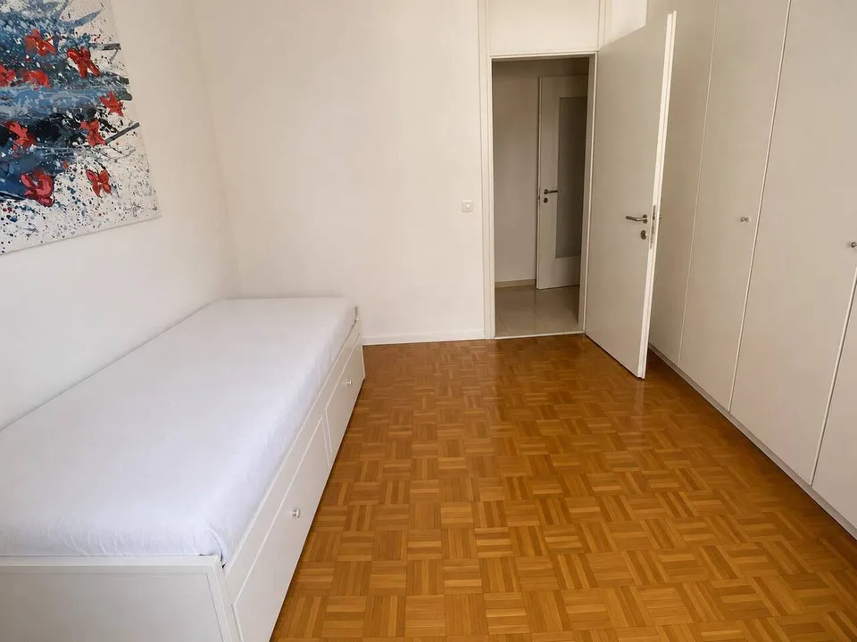 Lugano Centro: camera in appartamento condiviso. Vista lago – foto 4 di 7