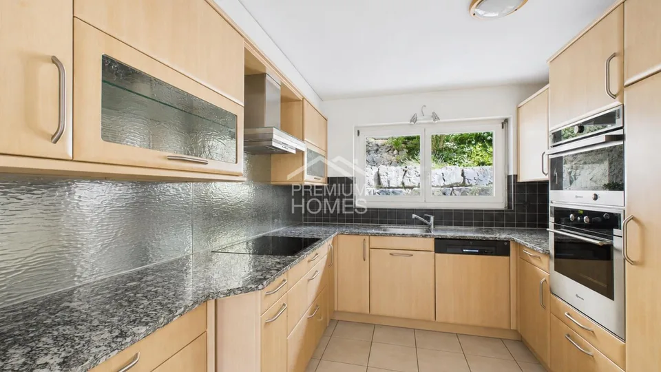 Family paradise on multiple floors – photo 8 of 25