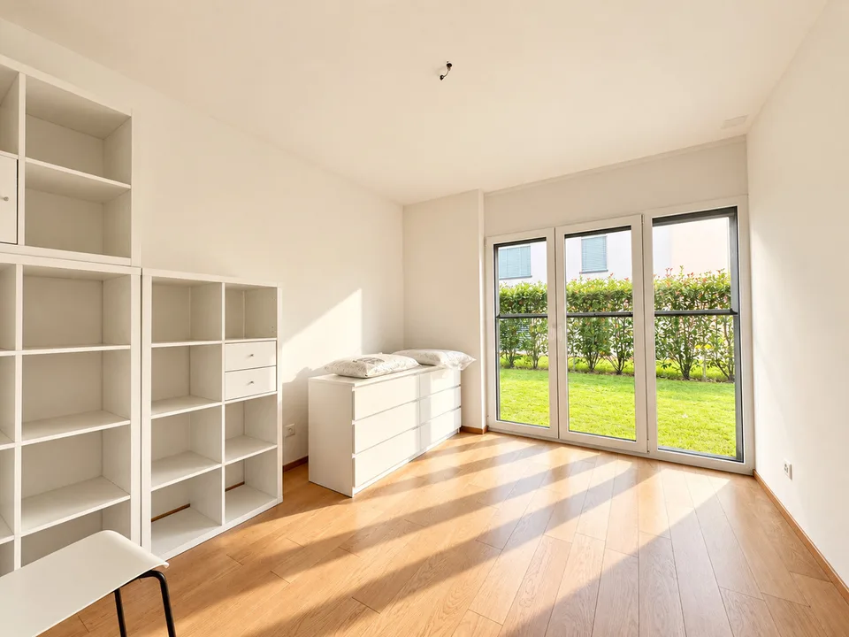 APPARTAMENTO 4.5 LOCALI CON AMPIO GIARDINO – foto 7 di 11