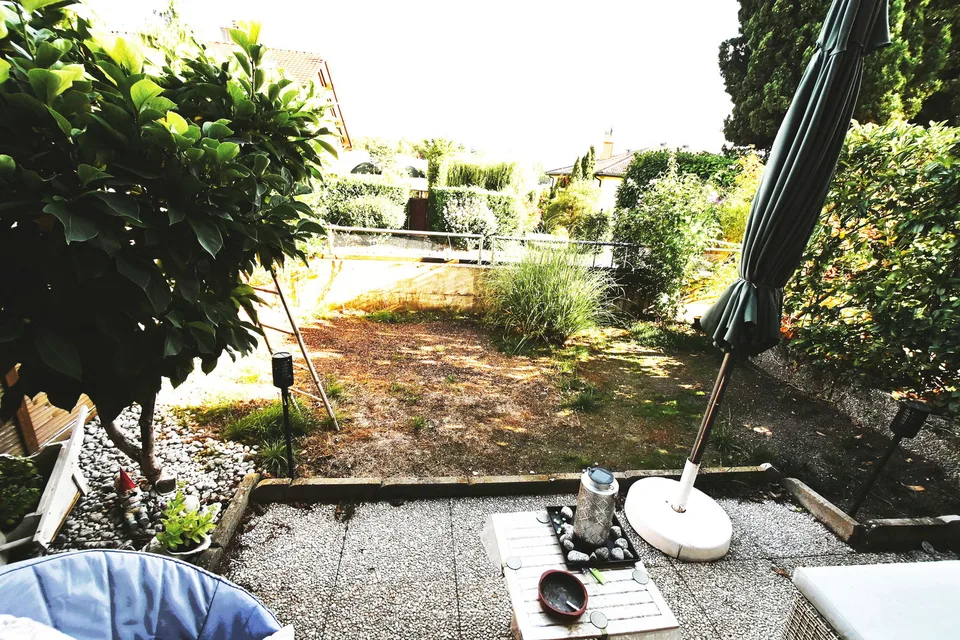 Villa mitoyenne proche du lac avec deux terrasses – photo 8 sur 12