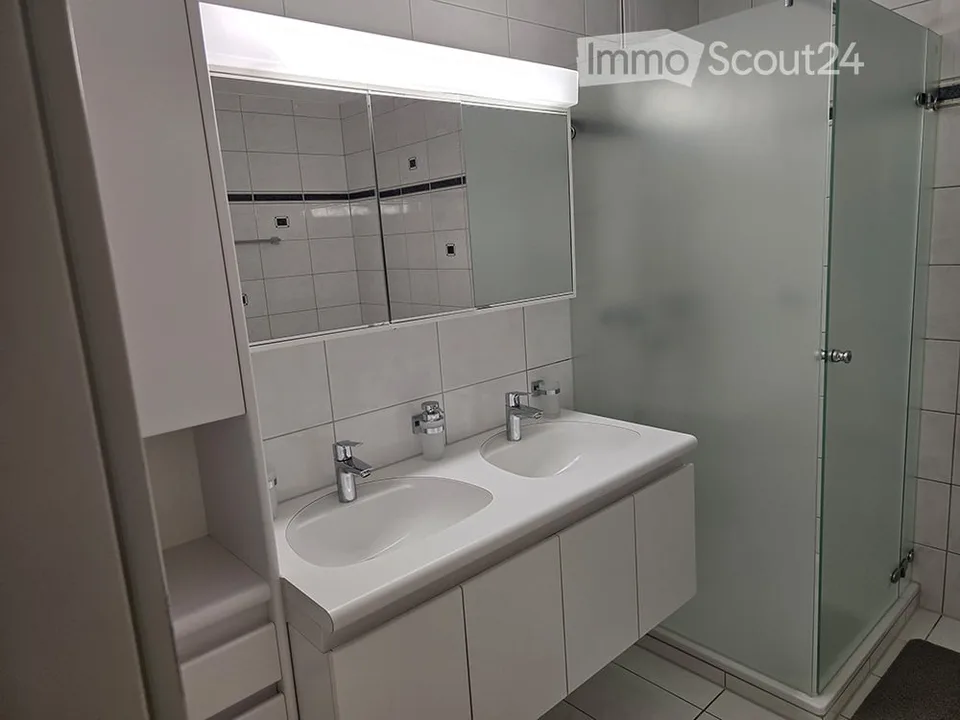 Attractive 4.5 room ownership apartment in Ermatingen – living where others vacation – photo 13 of 21