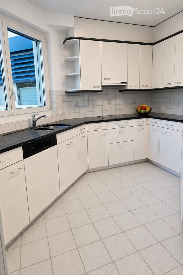 Attractive 4.5 room ownership apartment in Ermatingen – living where others vacation – photo 12 of 21