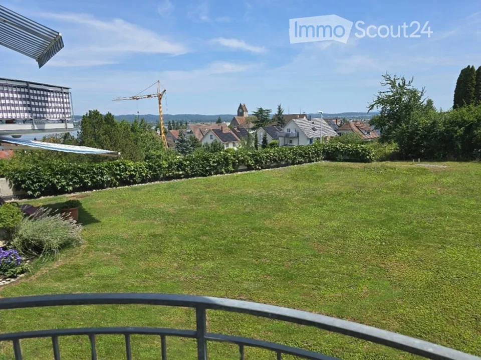 Attractive 4.5 room ownership apartment in Ermatingen – living where others vacation – photo 11 of 21
