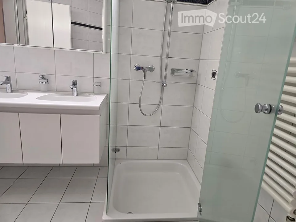 Attractive 4.5 room ownership apartment in Ermatingen – living where others vacation – photo 14 of 21
