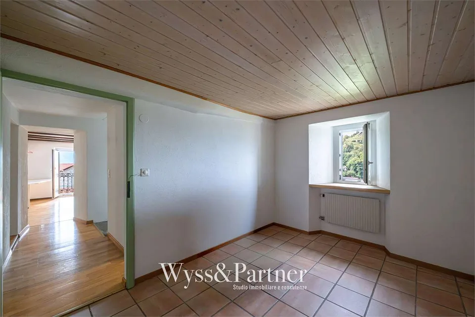 Brè above Lugano - Spacious 4.5-room duplex with garden – photo 9 of 13