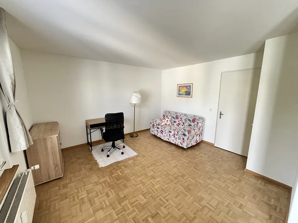 CHARMANTE MÖBILIERTE 2-Zimmer-Wohnung in Basel – Foto 4 von 7
