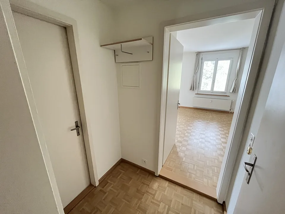 CHARMANTE MÖBILIERTE 2-Zimmer-Wohnung in Basel – Foto 6 von 7