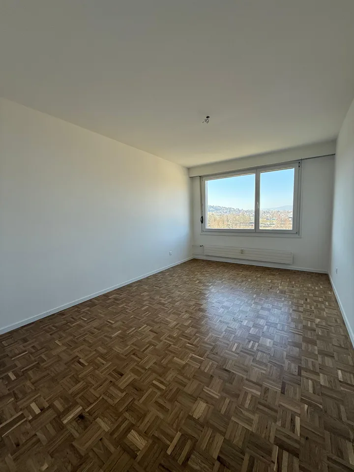 Sanierte 3-Zimmerwohnung im 4. Stock mit Balkon – Foto 5 von 10