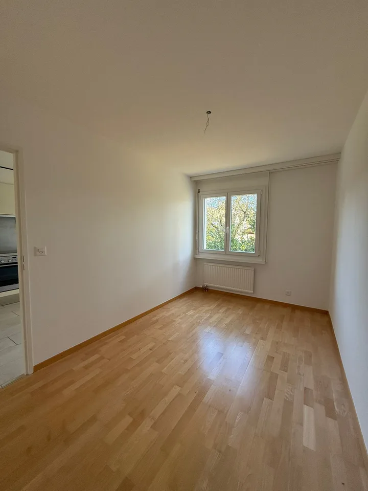 Helle 3.5-Zimmerwohnung im Hochparterre mit Balkon