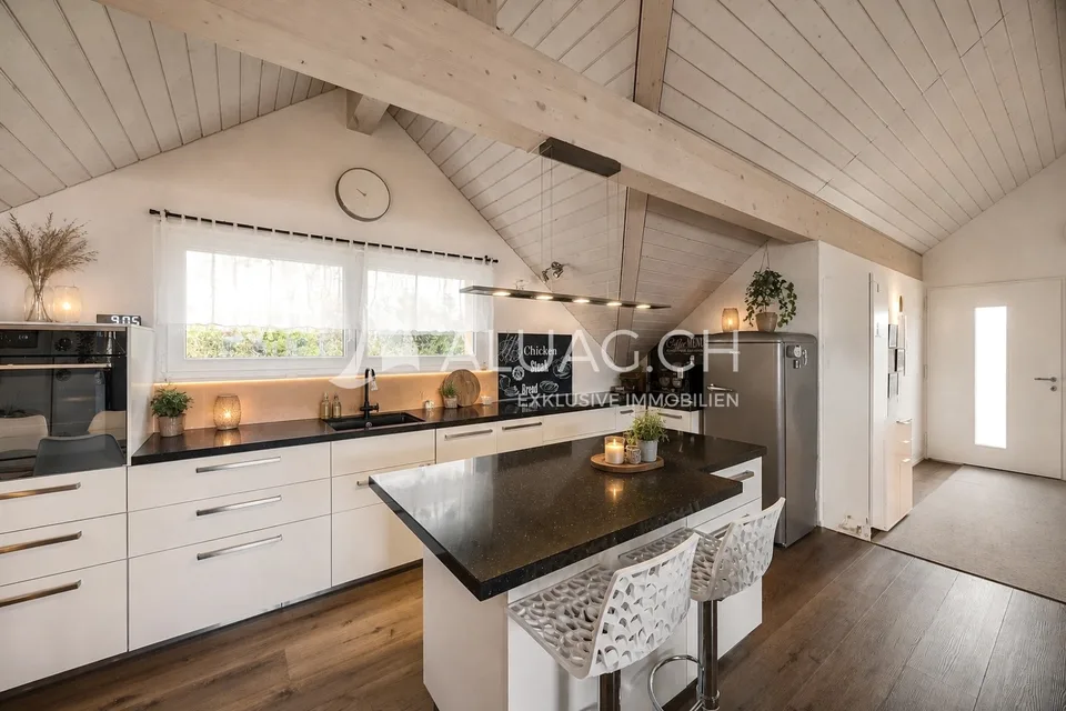 HOCH HINAUS DACHWOHNUNG MIT WEITSICHT – Foto 4 von 10