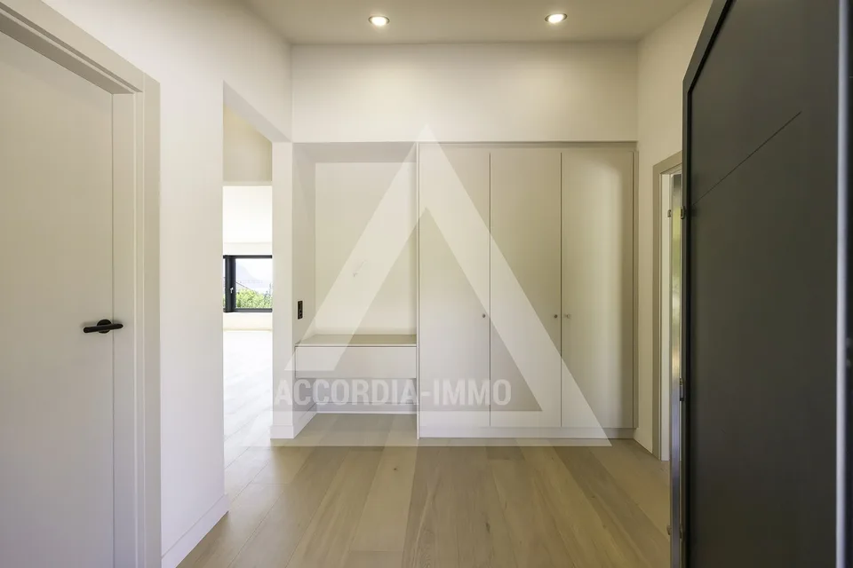 Magnifique villa de 7.5 pièces à St-Légier-La Chiésaz – photo 6 sur 22