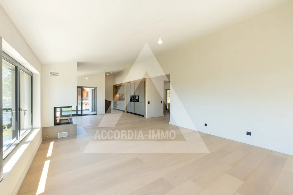 Magnifique villa de 7.5 pièces à St-Légier-La Chiésaz – photo 3 sur 22