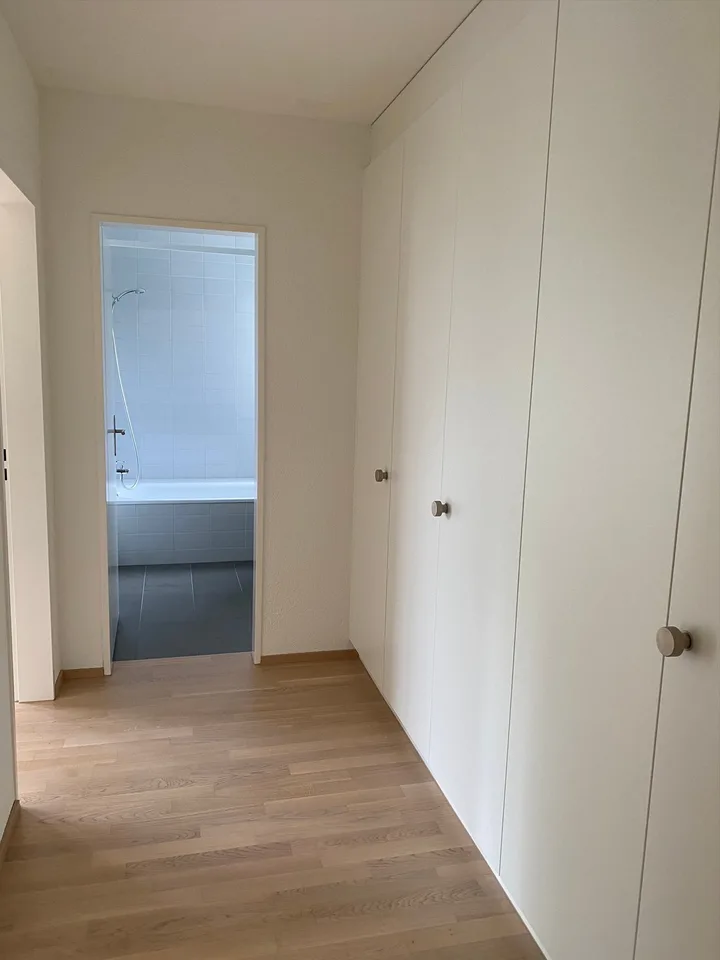 An Apartment to Fall in Love With!